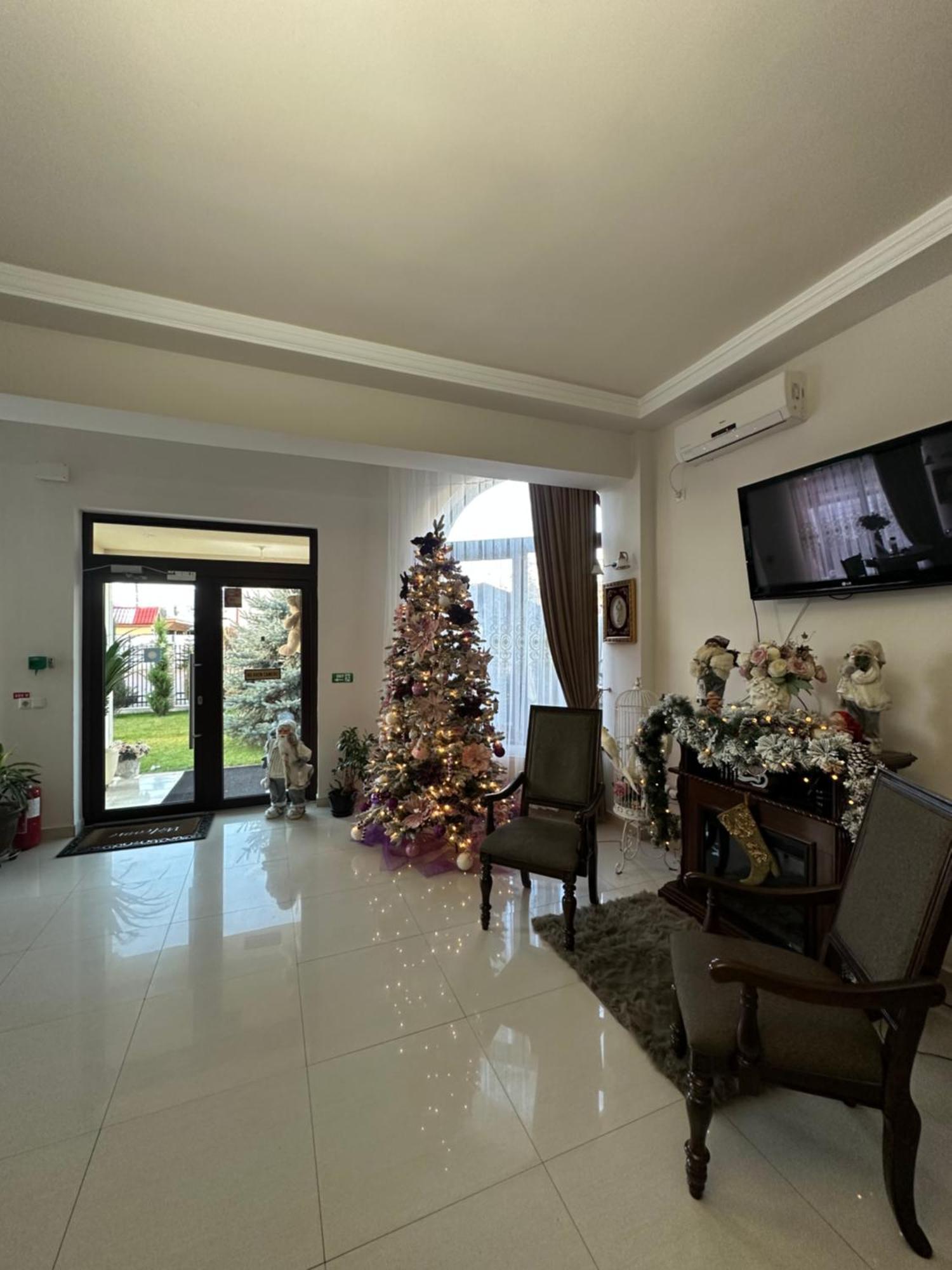 Pensiunea Casa Simoni Ploieşti Esterno foto