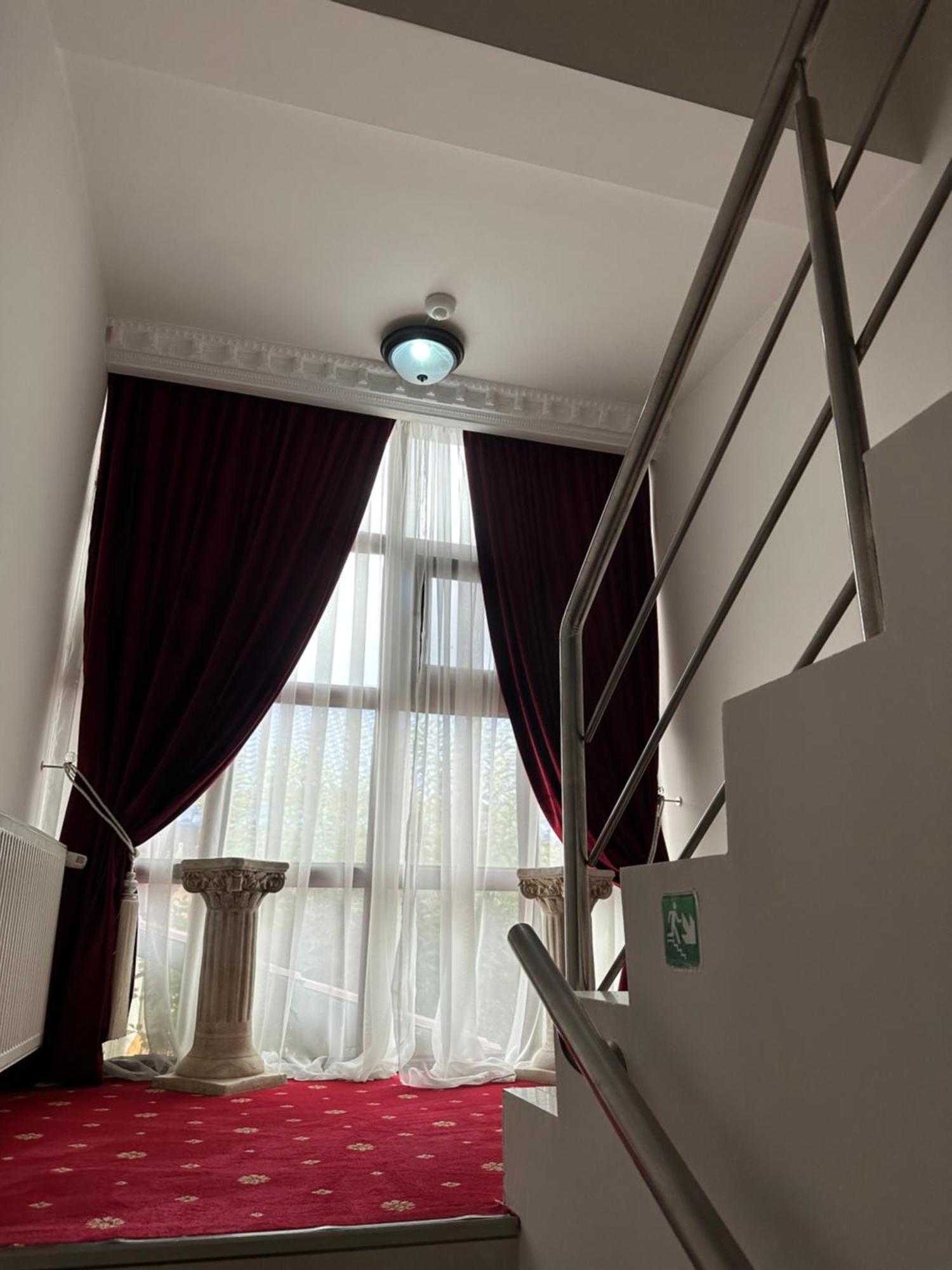 Pensiunea Casa Simoni Ploieşti Esterno foto