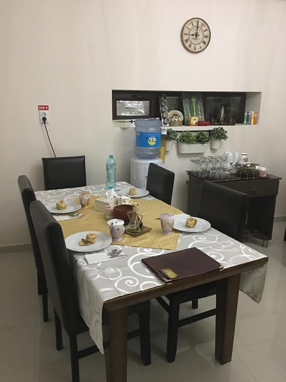 Pensiunea Casa Simoni Ploieşti Esterno foto